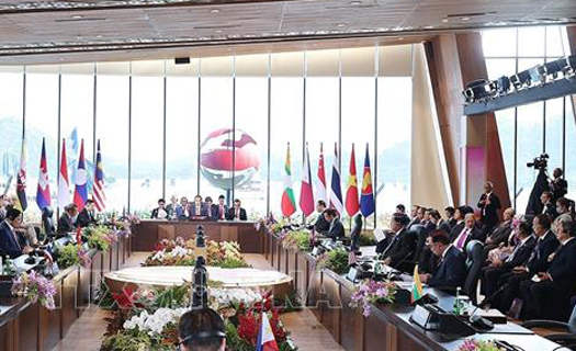 Tầm nhìn mới cho ASEAN và sự tích cực, có trách nhiệm của Việt Nam